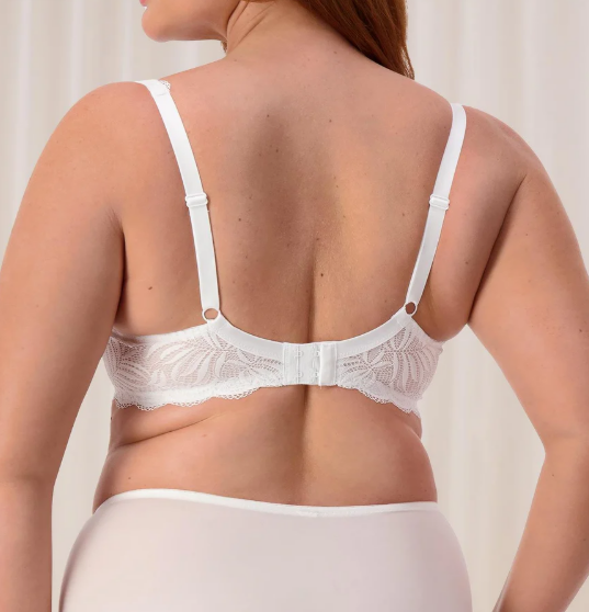 Triumph- Essential Lace Balconette Bra - 206595